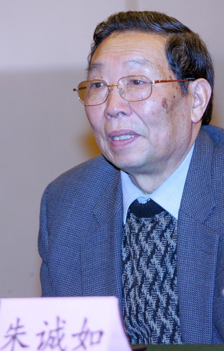 南开大学数学科学学院院士名单：丘成桐、黄侃等著名学者