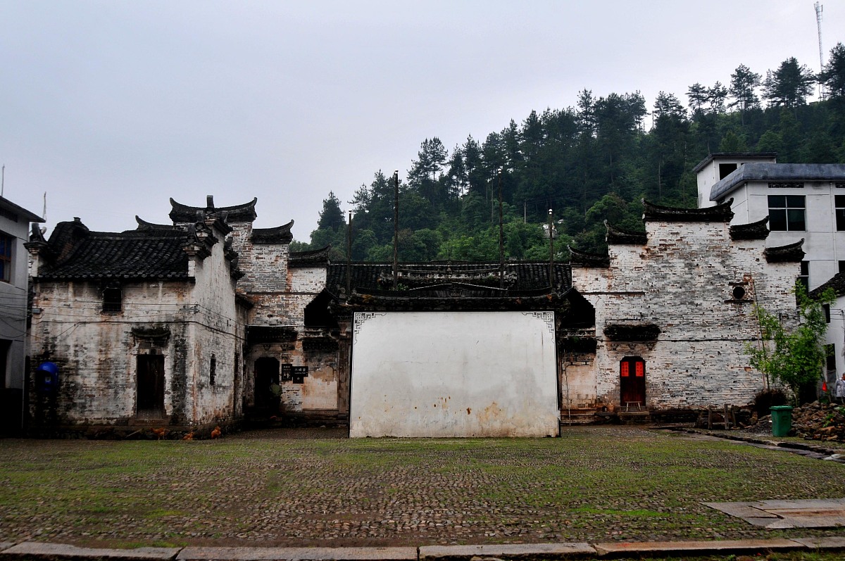 南京2023年男生中专学什么专业好-怎么样