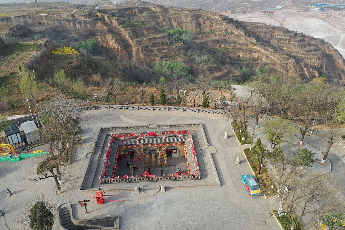 陕西合阳金峪镇沟北村研究参观其文化建设具体有深度专业500字左右在讲解员的详细介绍中实践团成员对皮影花馍剪纸的来源有了一定的了解