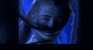 陳偉霆坑道具組、迪麗熱巴眯眼，男神女神也有搞笑的時候！