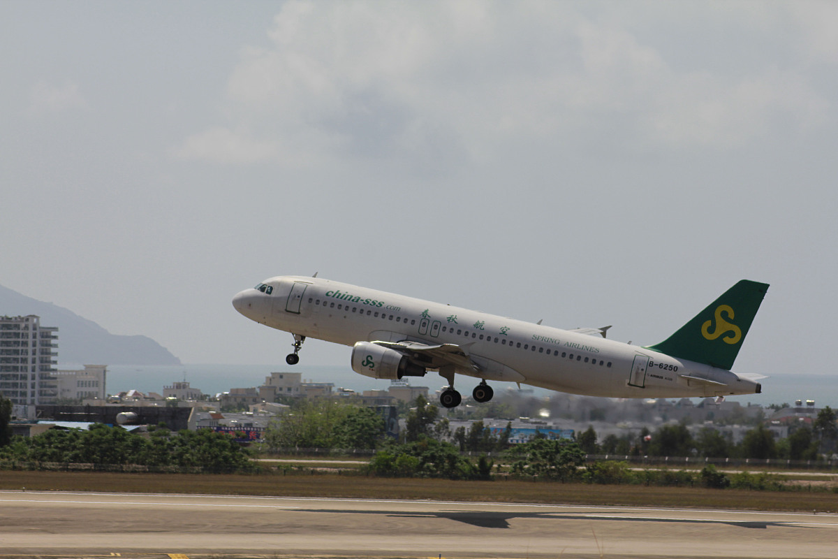 青岛航空科技职业学院通用航空器维修专业就业方向：航空公司、维修公司、机场等