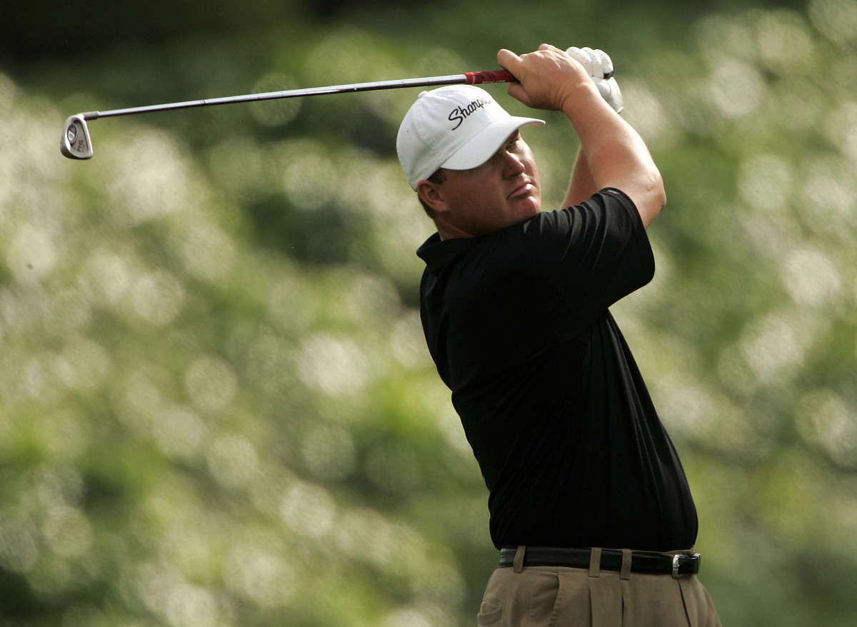 ca - february 25:  chad campbell of the usa hits his tee shot o<strong>n</strong>