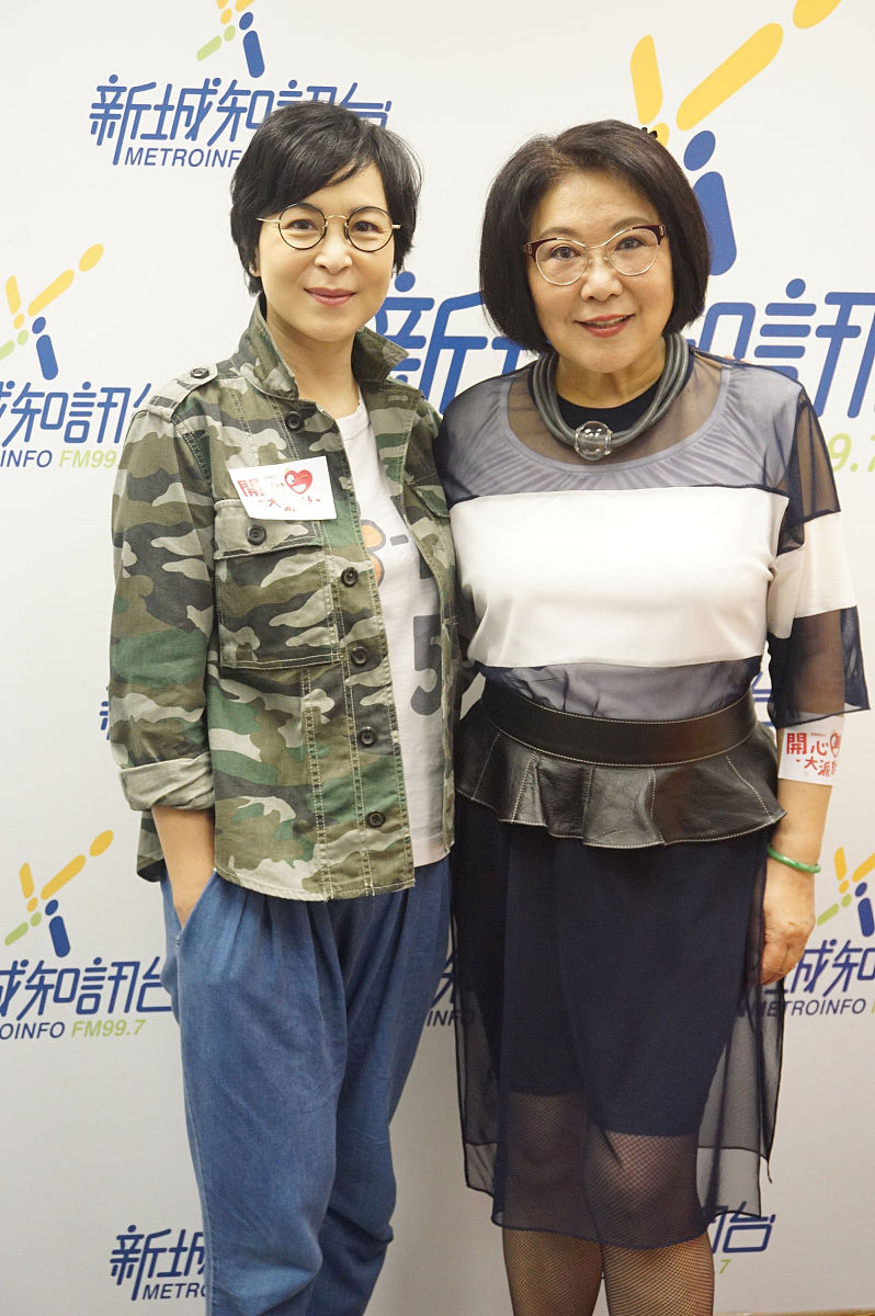 帮我给航天英雄王亚萍写一封信。