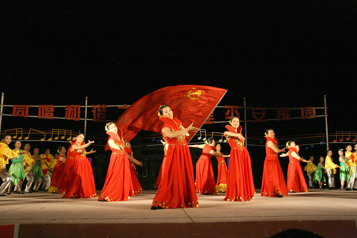 ***_***2008年8月7日晚,在新疆博尔塔,阿拉山口边境农场九十团露天文