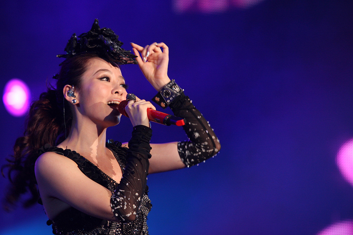 2010年9月17日,天津,张靓颖天津演唱会.***_***1+++_+++音乐,演唱会,