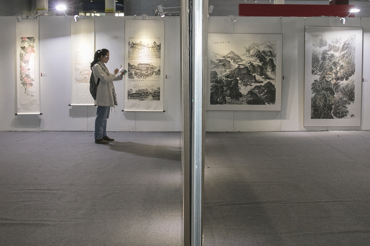 盛世欢歌文物真假鉴定：直播间购买需谨慎