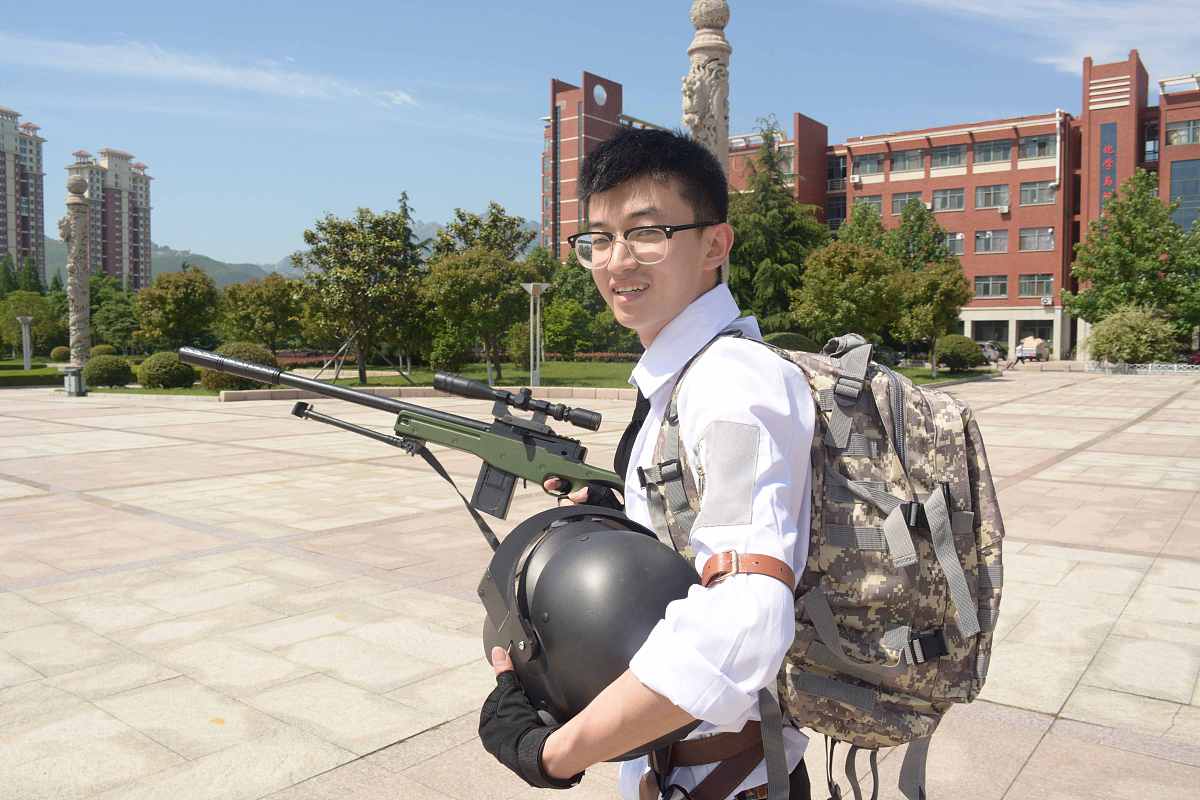 迷你世界吃鸡模式更新：全新地图、武器和游戏模式来袭！