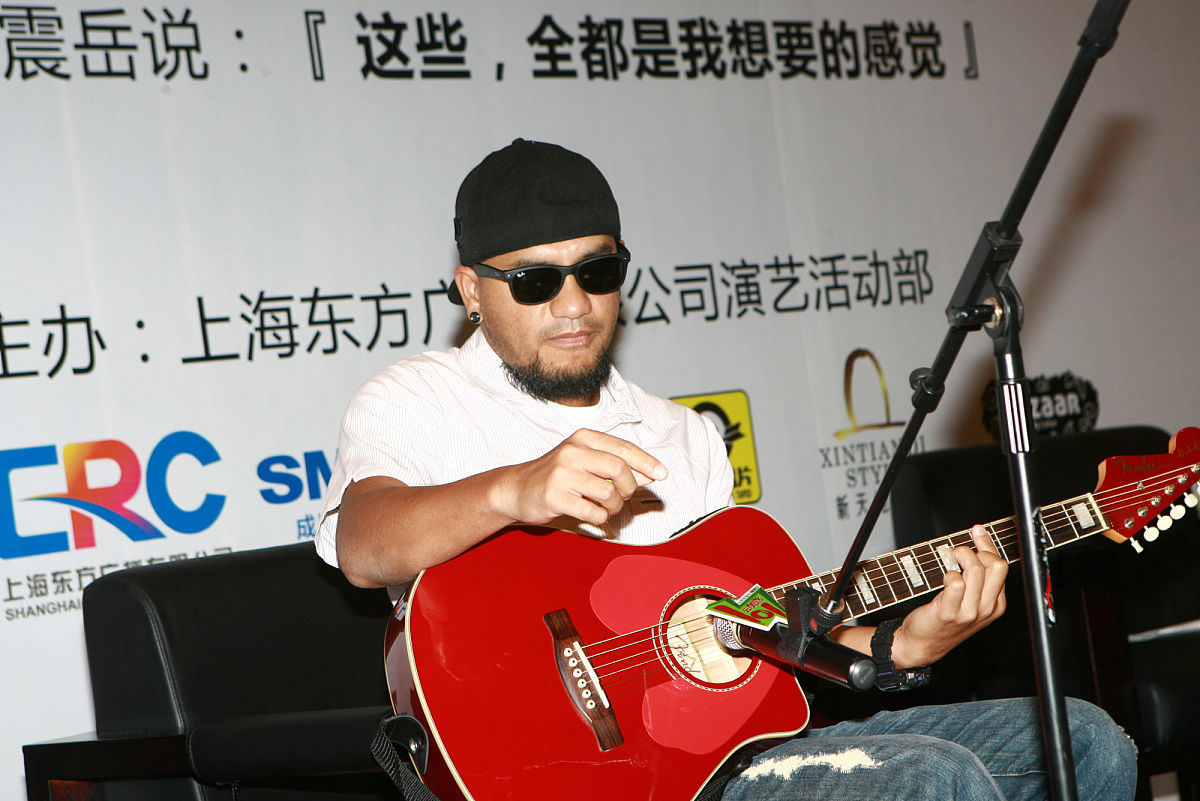 2011年7月10日,上海,张震岳新专辑《我想要的感觉》举行发布会.+++_++