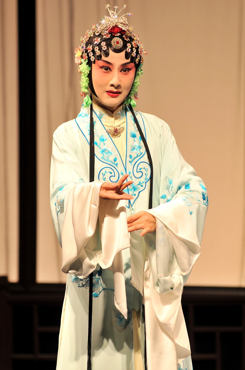 2009年6月26日,南京,昆剧《钗钏记 落园》由江苏省昆剧院演出.***_***