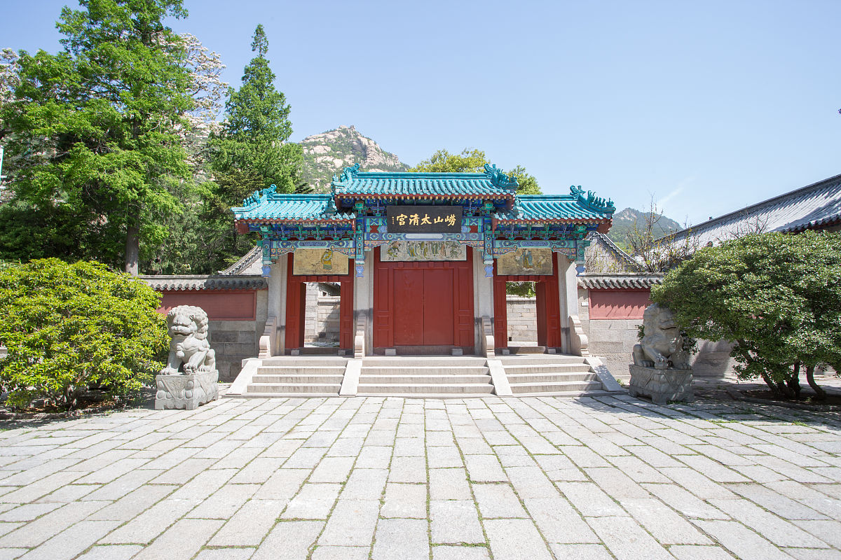 青岛旅游学校国际商务就业方向：从旅游企业到跨国公司