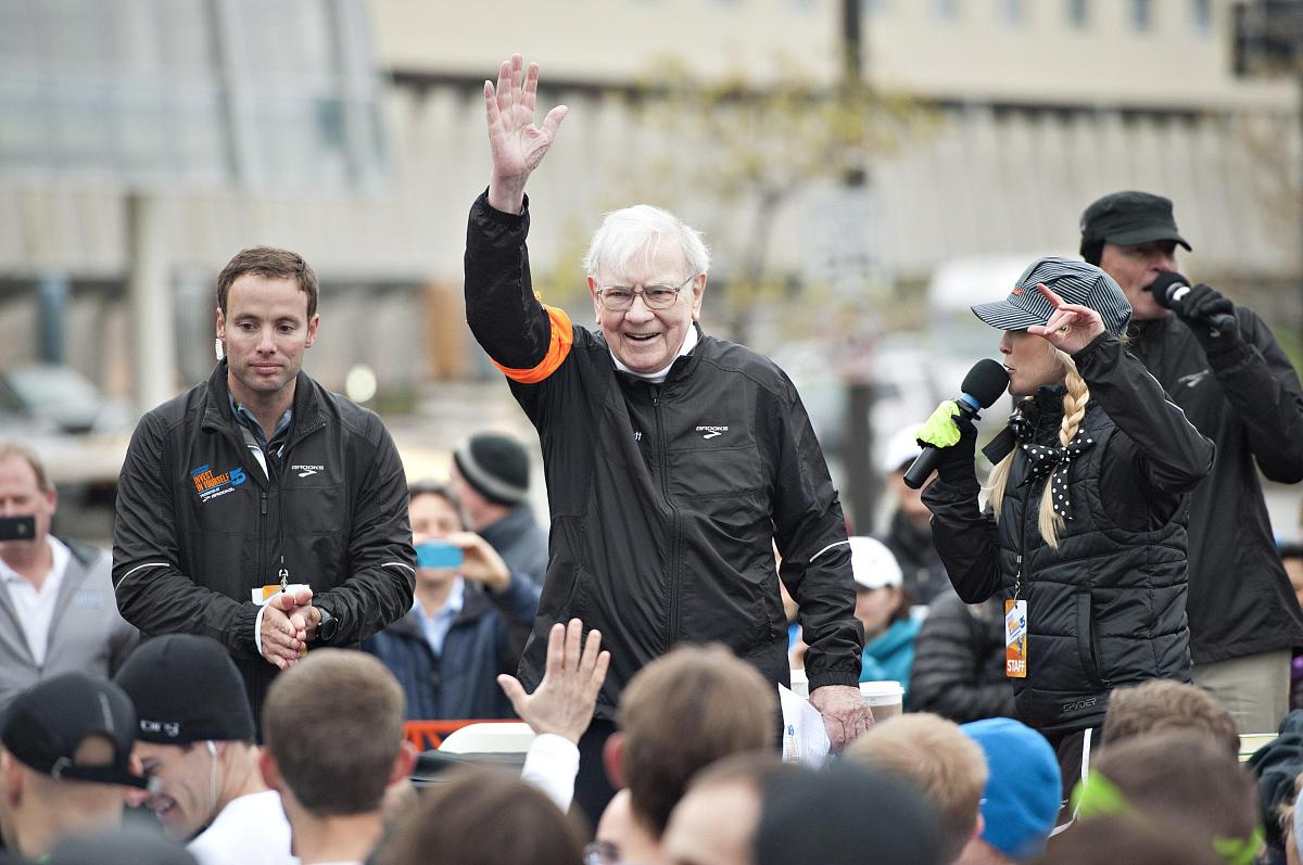 巴菲特：投资界的传奇，价值投资的典范