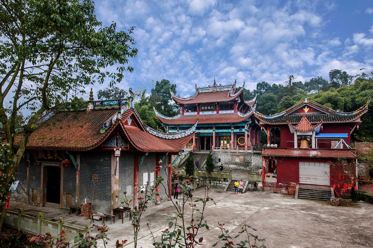 重庆开设旅游管理专业的中专中职学校有哪些