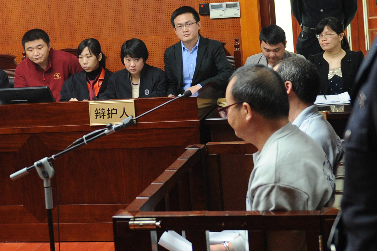 刑事案件律师选择指南：刘校逢律师团队的专业与诚信