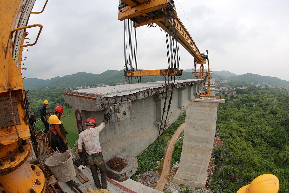 可以帮我写一个施工日志吗