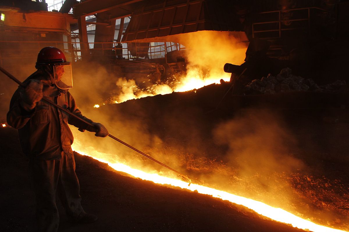 硅锰合金生产项目中缺少安全教育导致的后果