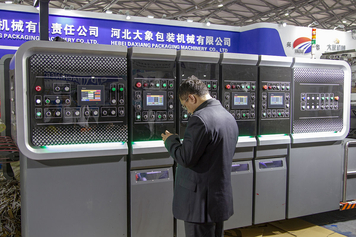 描述crh2型动车组空调系统的制热运行控制