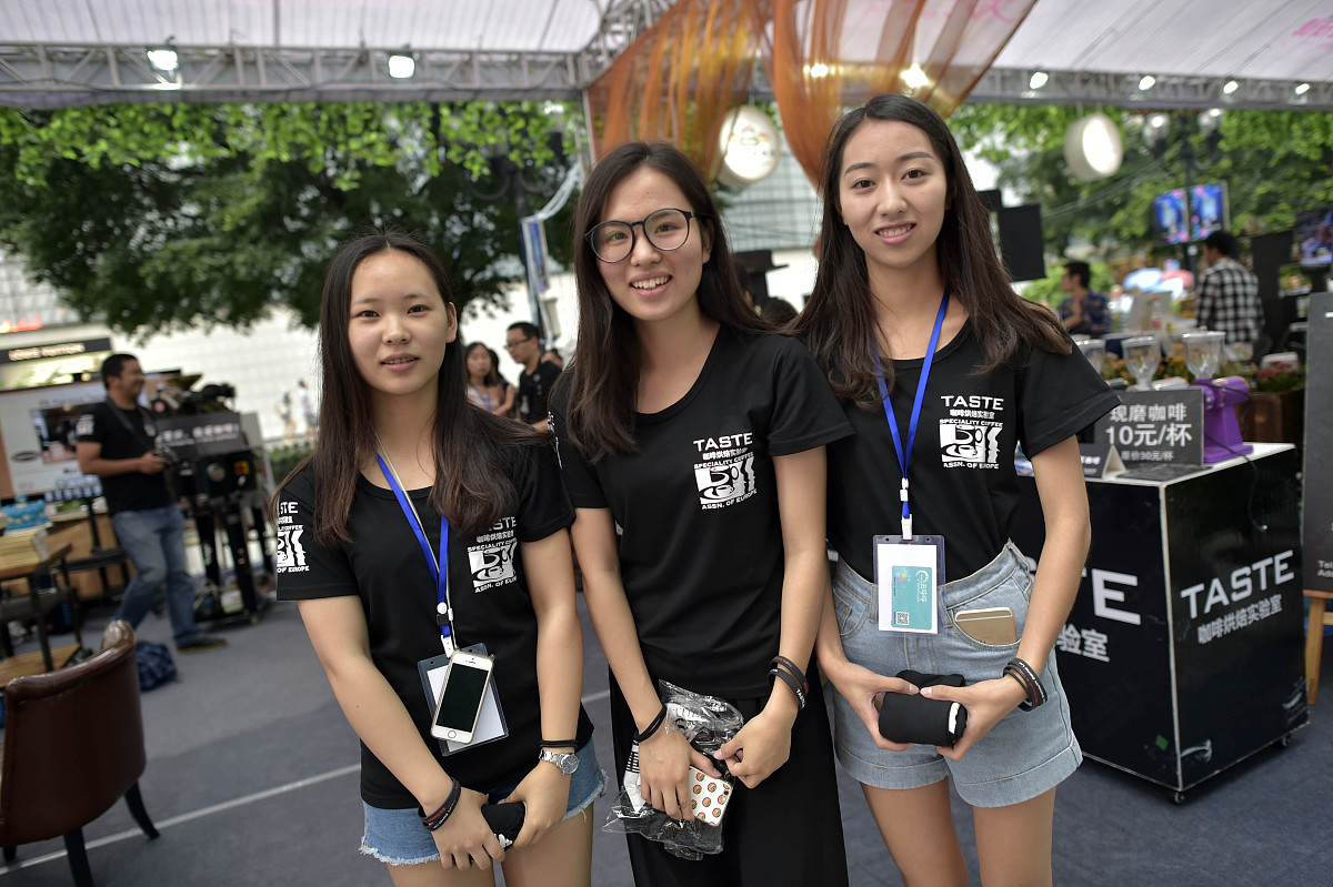 与4年未见的女同学见面聊什么？话题指南