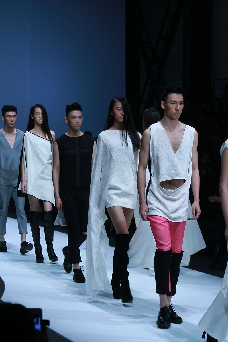 低调不张扬，为何仍遭嫉妒？