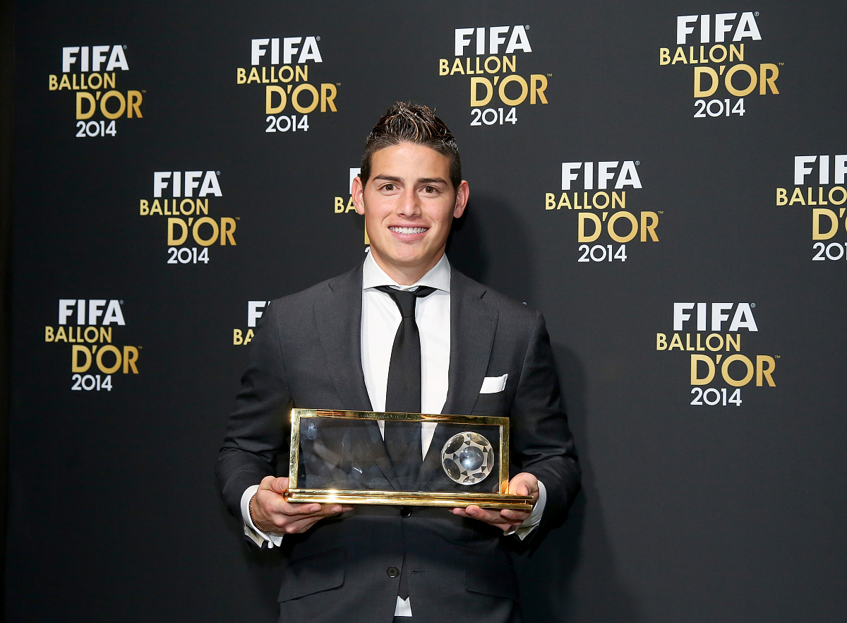 2021世界足球先生为何延期回答加拓展