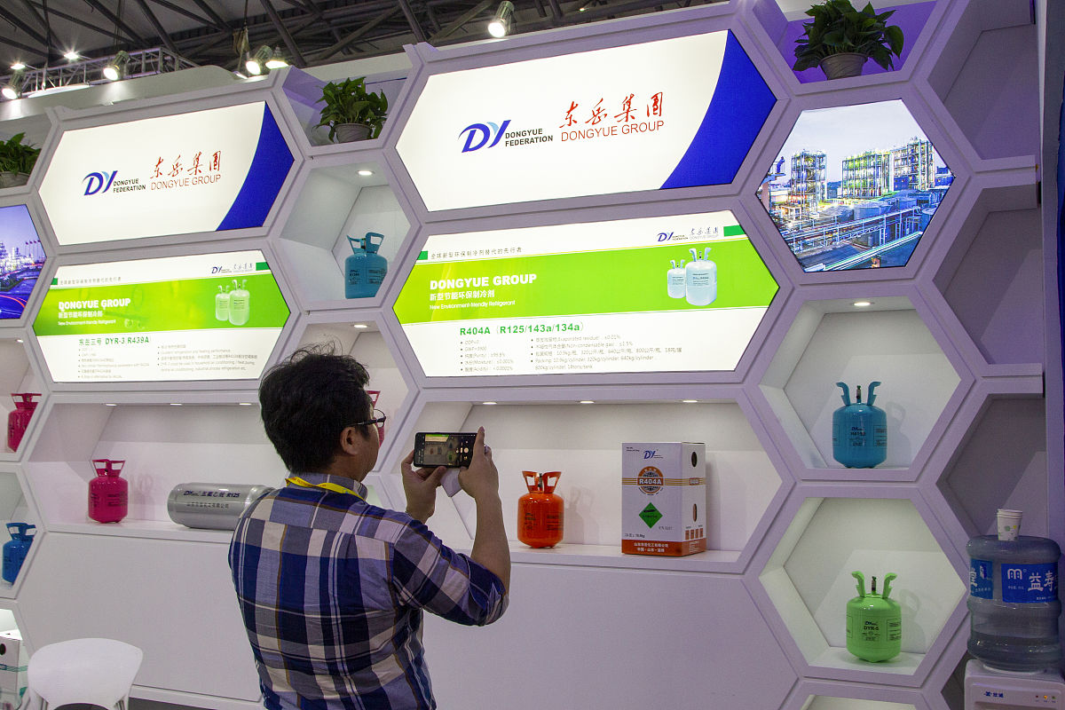 快速降温小房间：有效物理化学反应方法