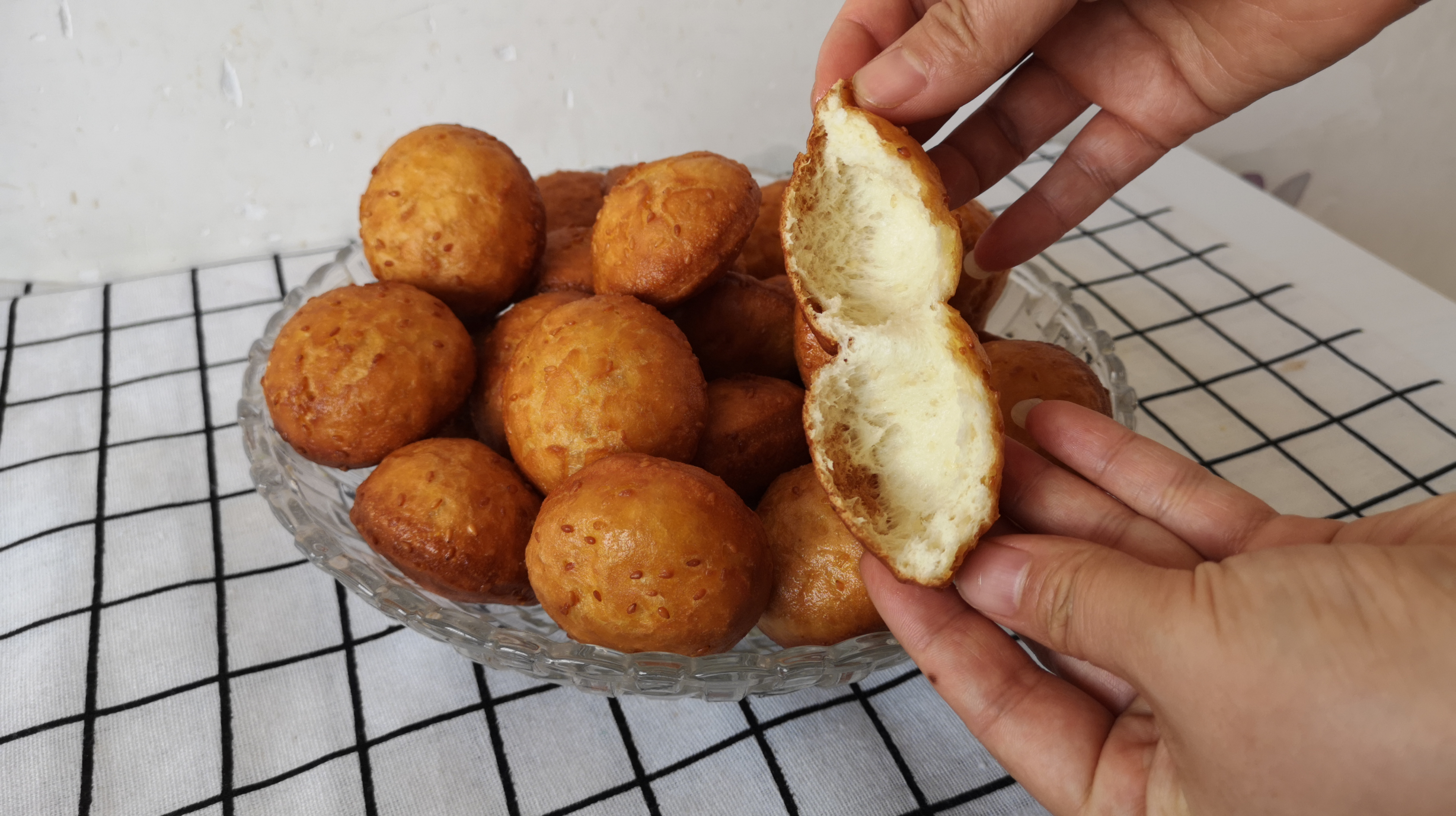 面包新做法,不用高筋面粉,不用烤箱,个个空心,超好吃