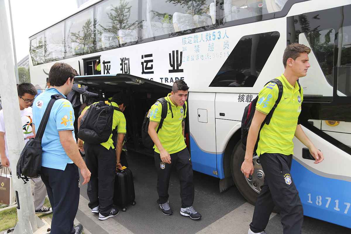 贵阳初中生适合上汽修学校吗？ - 汽修学校与初中生的选择