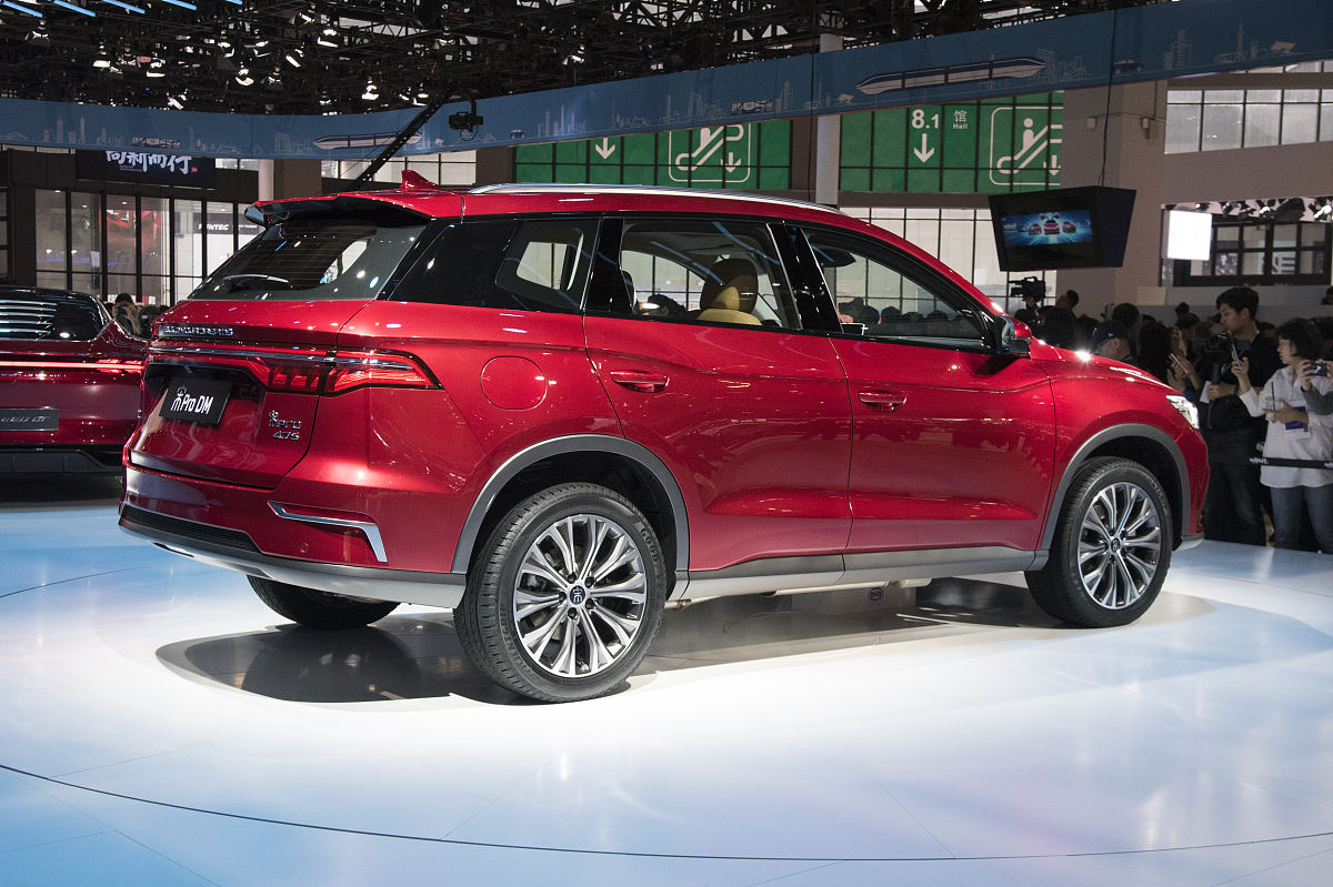 比亚迪宋pro-dmi改款