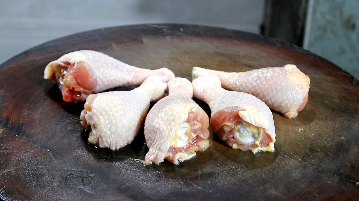 盐焗鸡腿这样做才好吃,皮爽肉滑味道棒,做法简单,五大个不够吃