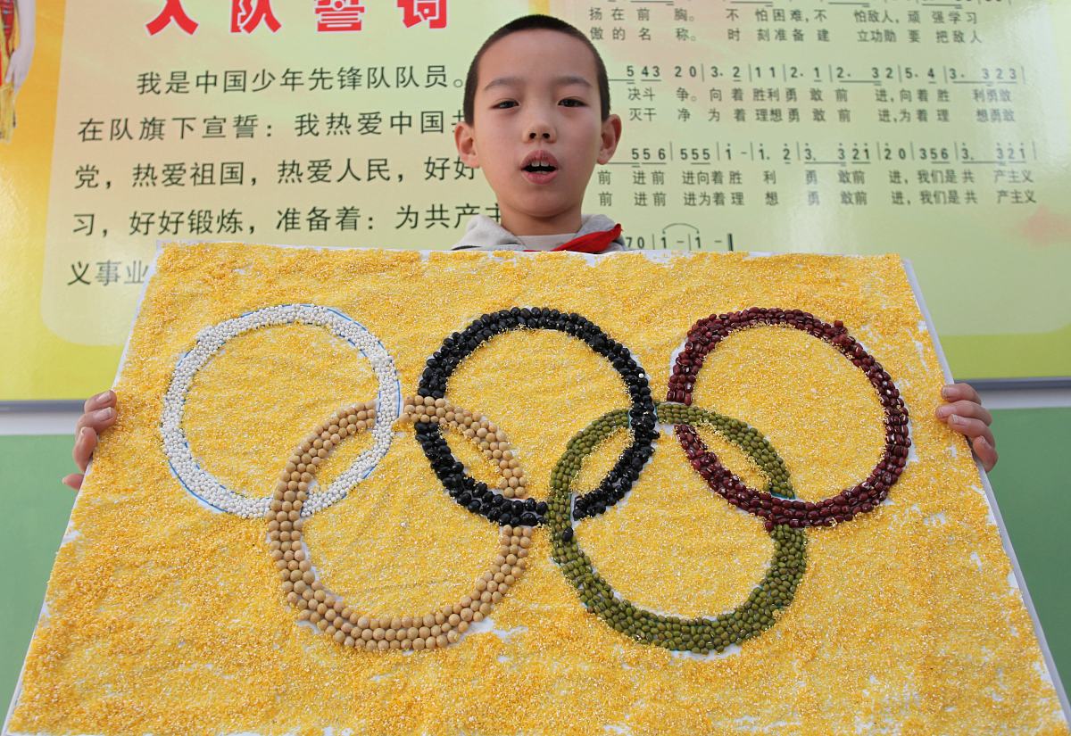 三年辅导员工作总结：成绩与不足，展望未来