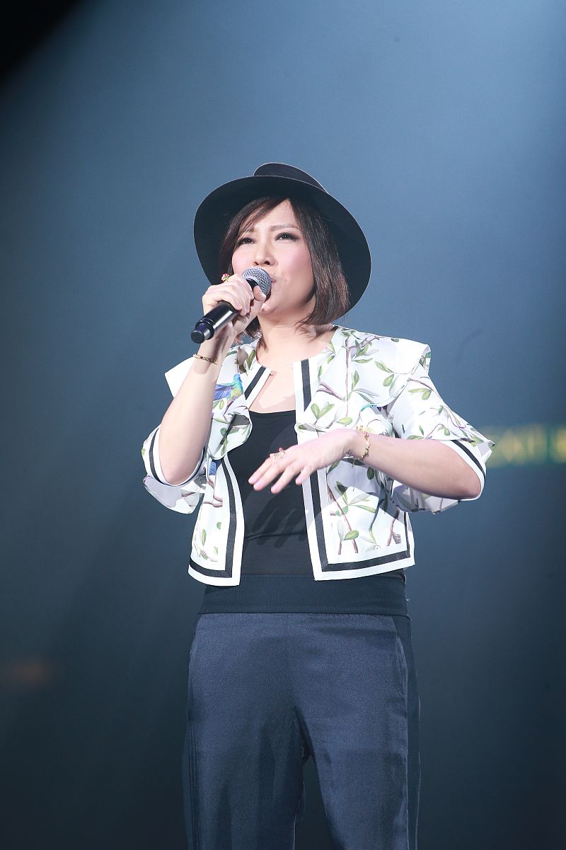 2018年2月18日,香港,黎小田红馆演唱会尾场. 卫诗
