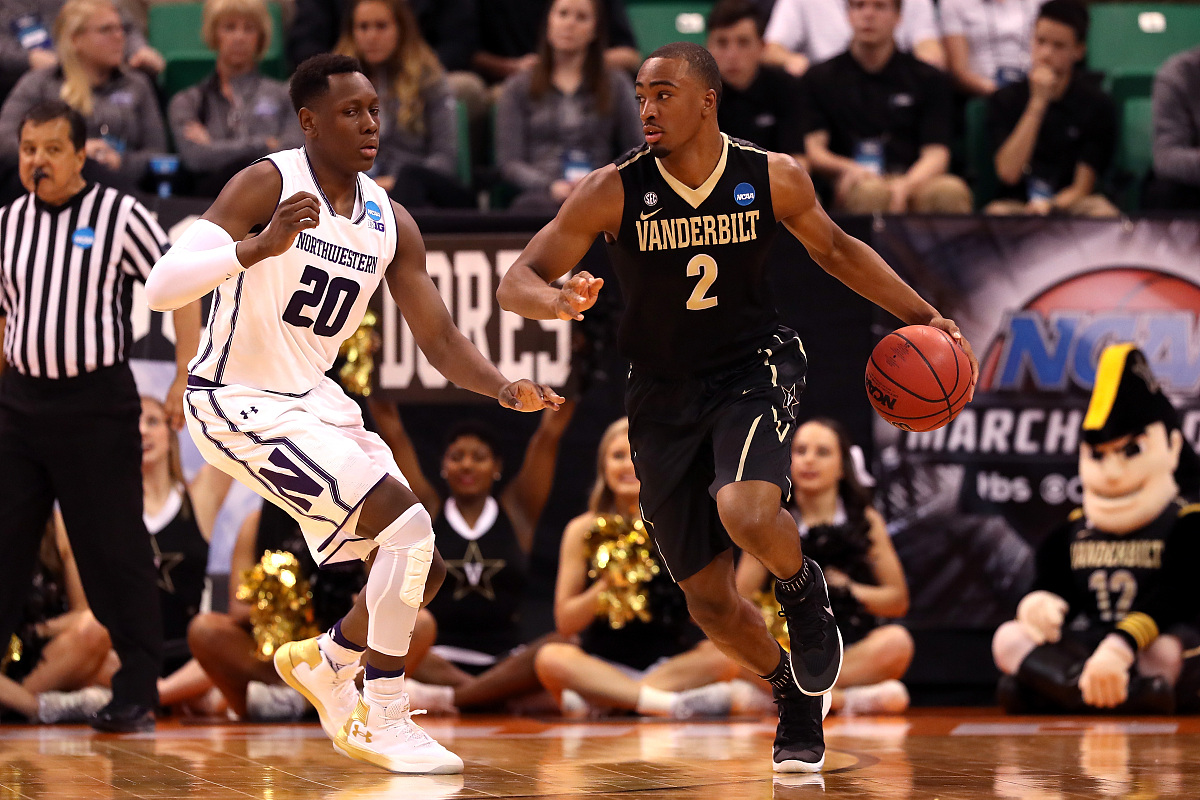 在赛艇运动多极测试中UT2、UT1、AT、TR1、TR2和AN代表的强度区间的解释。详细点 在赛艇运动多极测试中UT2、UT1、AT、TR1、TR2和AN代表的强度区间的解释。详细点