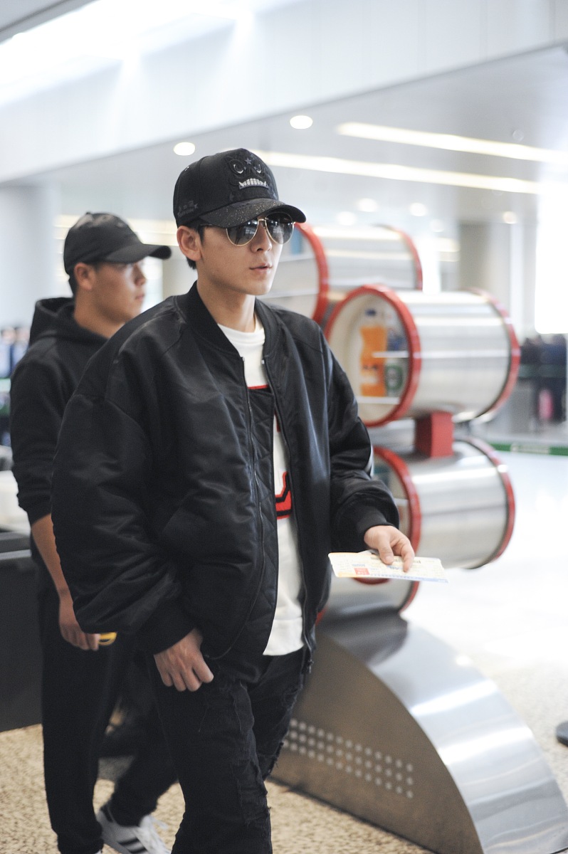 接收事件的对象称为