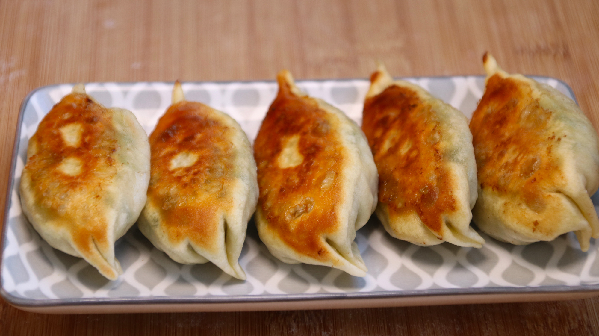 荠菜好吃有诀窍,学会这样做,比虾肉还要鲜,每次都吃撑