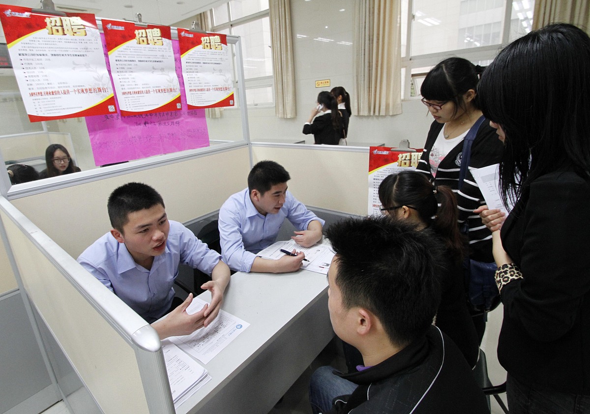 行政管理专业实习报告12000字 - 实践经验分享，提升职业规划