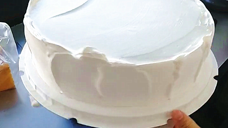 一气呵成!20秒学会华丽的欧式蛋糕制作方法!口水都流下来了!