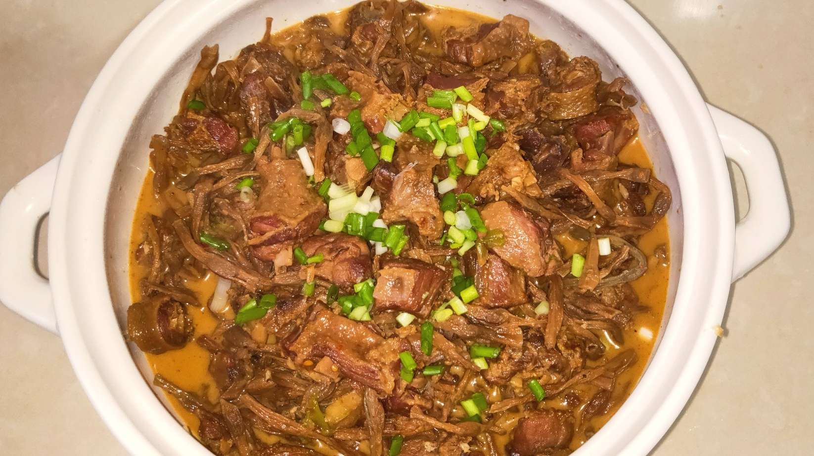 风干鸭腊鸭烧干豆角,你吃过吗?荆门地区一道美味的家常菜 