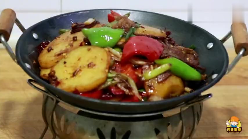 干锅土豆片正确家常做法,3分钟做一锅,香辣下饭,好吃到流口水