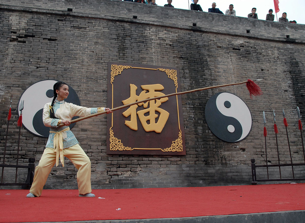 贵阳2023年男生可以读计算机学校吗-怎么样