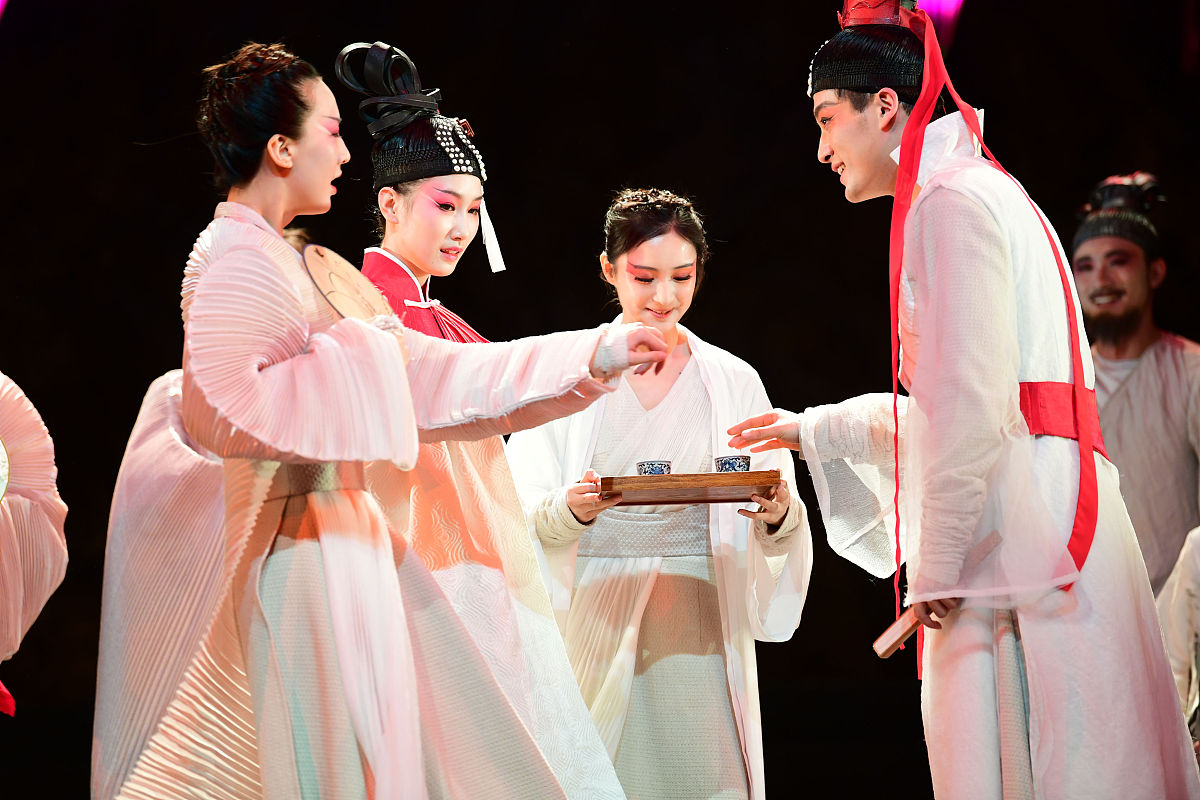 石家庄华韵艺术中专学校专业设置及特色介绍