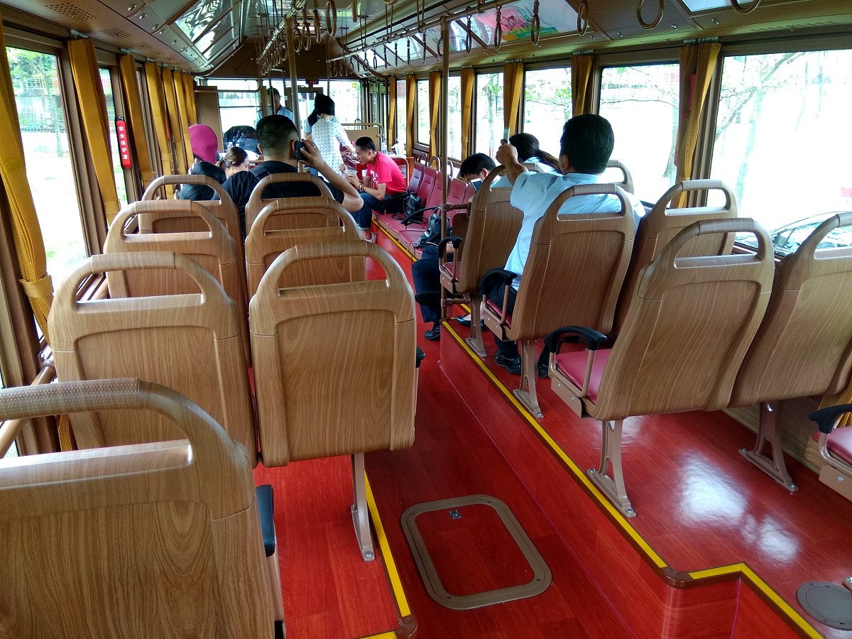 ***_***2017年5月12日,深圳,第三届iacf深圳<strong>汽车</strong>文化节举行,停放在在