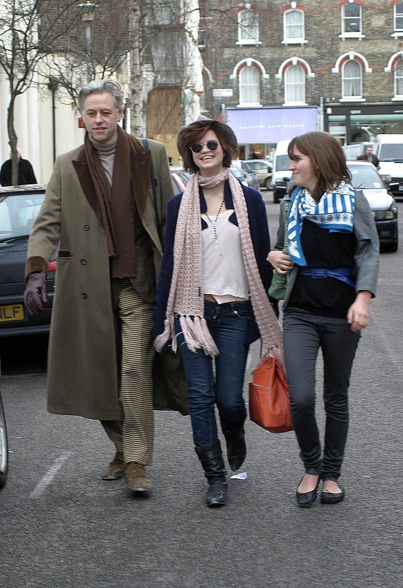 2006年1月17日,伦敦,爱尔兰籍歌星鲍勃·格尔多夫(bob geldof)与女儿 