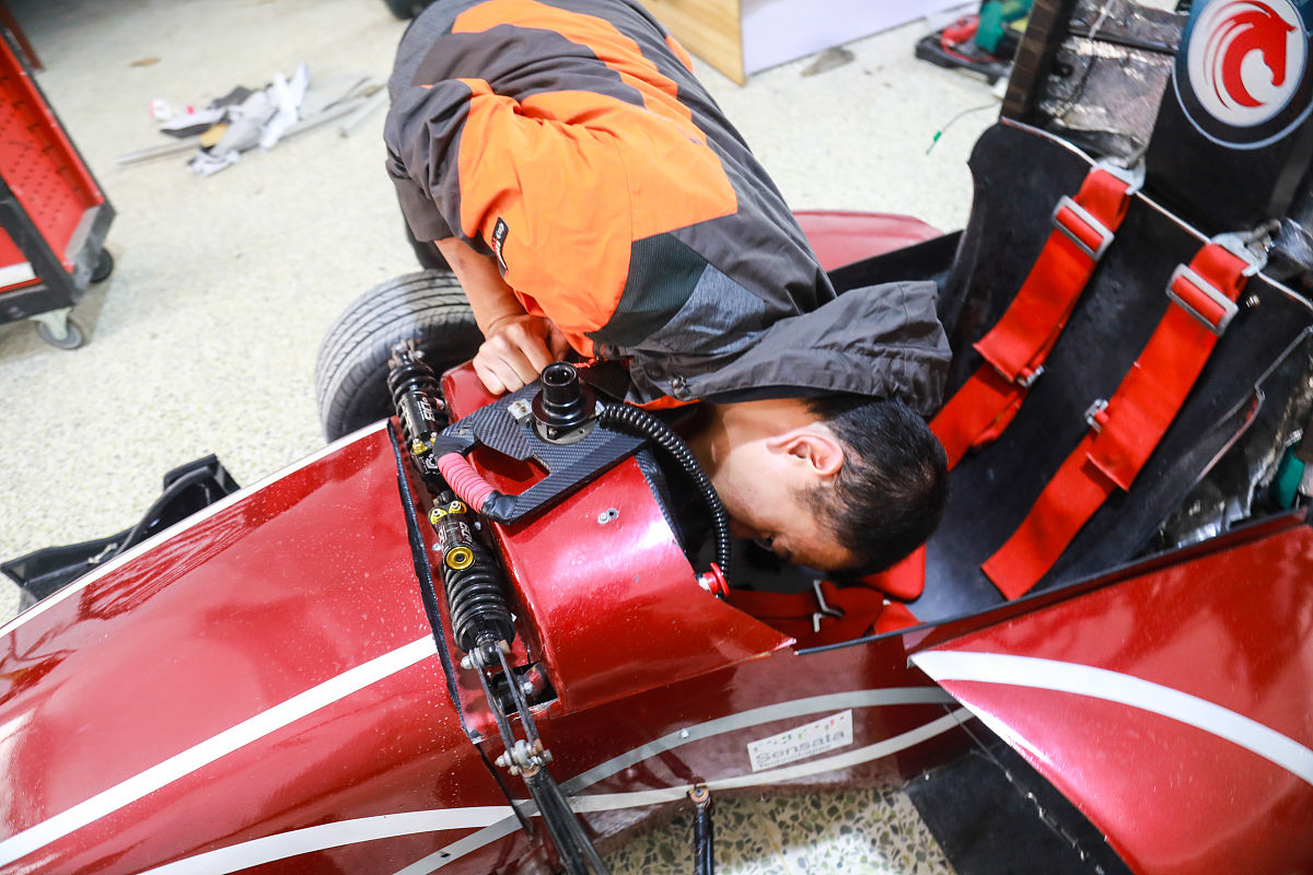 流体力学原理：探究液体和气体的运动奥秘