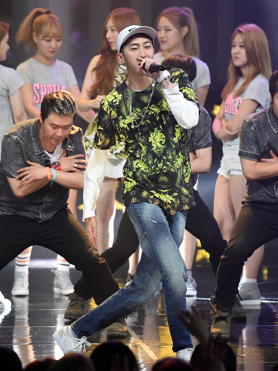 2015年6月23日,韩国,有线台sbs mtv《the show4》直播.***_***sleepy 