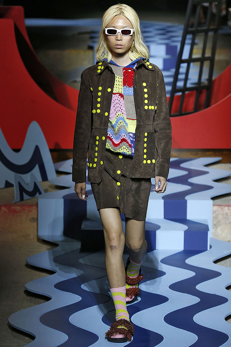 一番近い 言い聞かせて 中文翻译