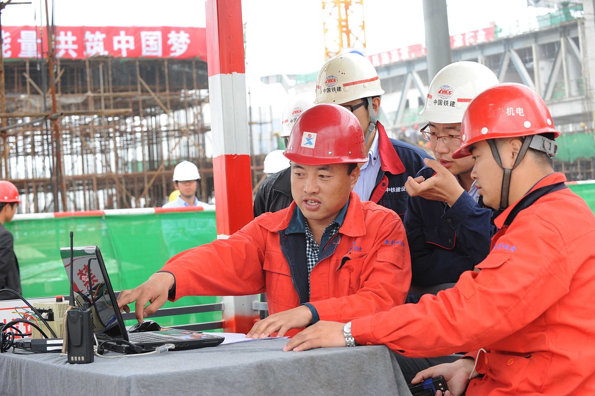 成都铁工校：中国高速铁路发展的重要基地