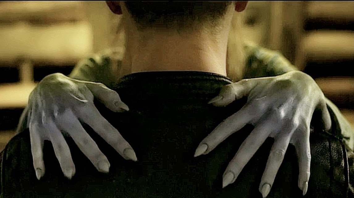 美人鱼爱上人类男孩,得不到就杀他全家!奇幻恐怖片