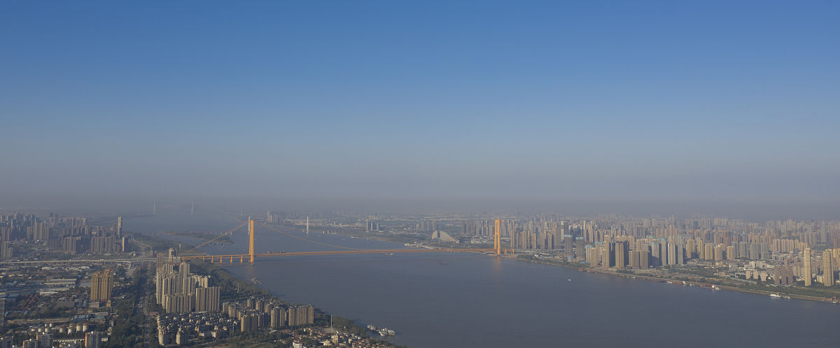 2019年9月22日,武汉,杨泗港长江大桥.