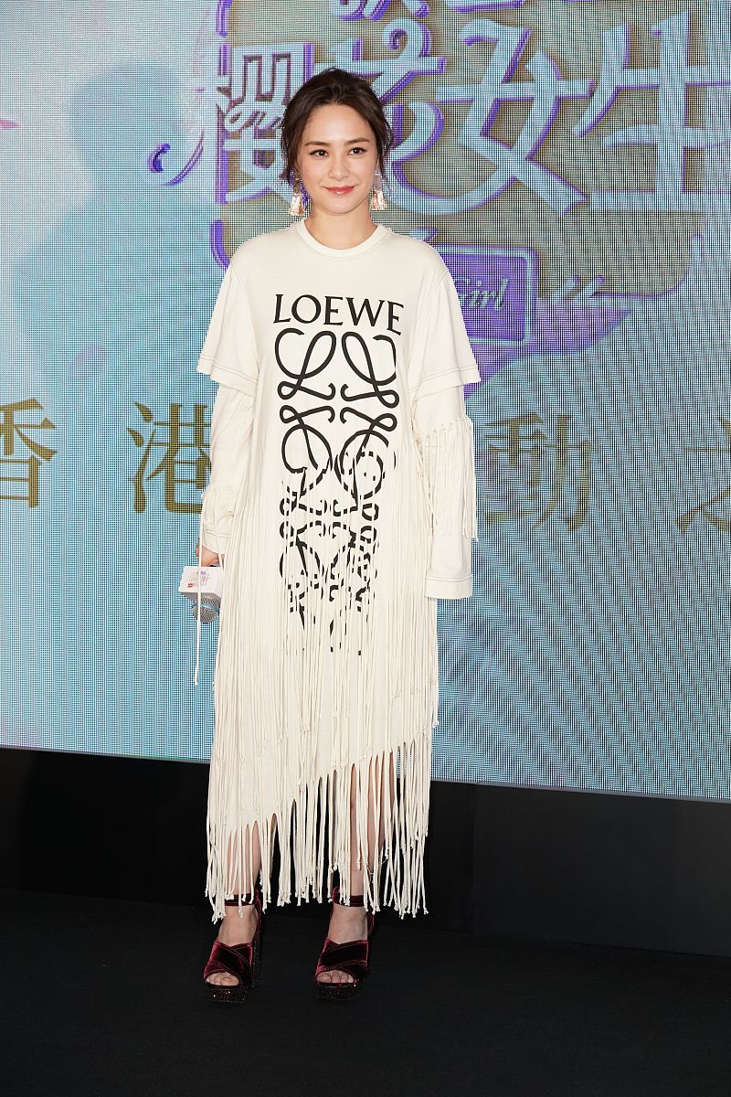 2018年4月23日,香港,明星出席电影《樱花女生》路演活动.钟欣潼