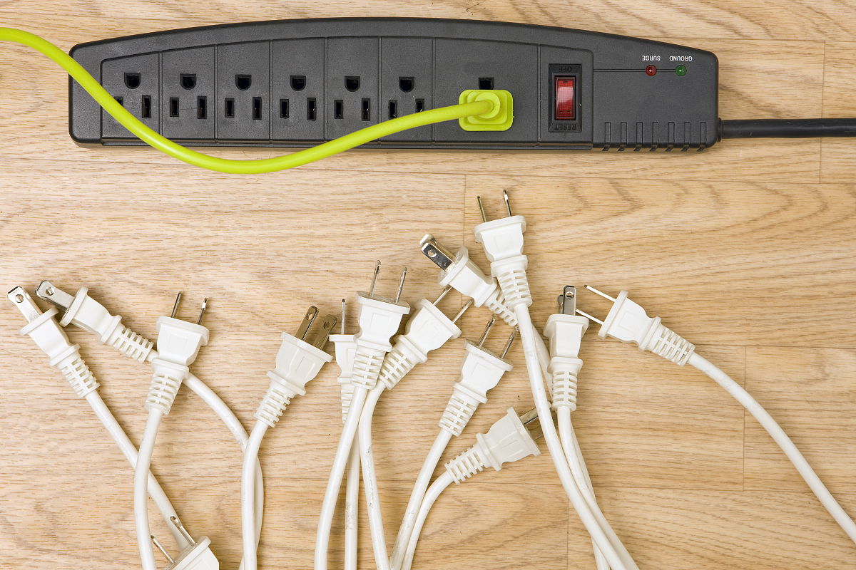 tuya wifi RGB连接器可以同时连接两条灯带吗
