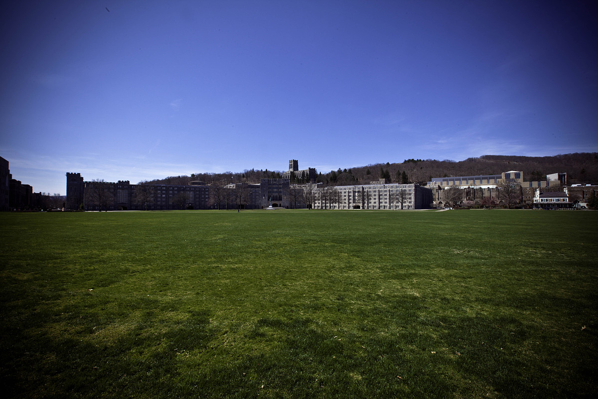 成都航空服务专业学校报名指南：如何顺利入读？